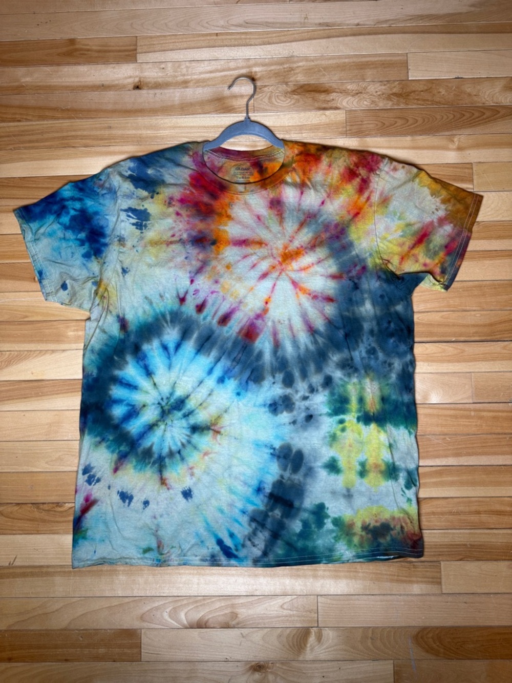 Colorful Tie-Dye Crew Neck T-Shirt - Multicolor